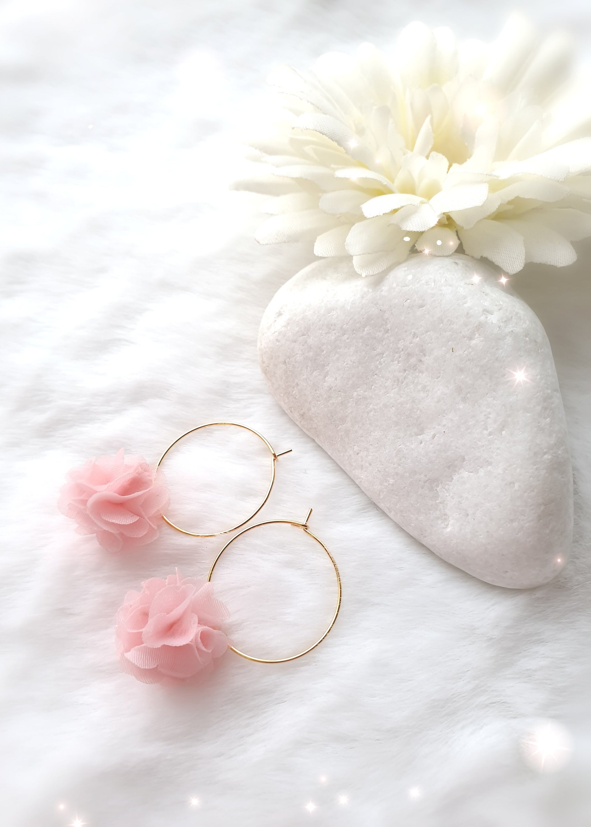 Boucles d'oreilles femme fantaisies * Pompon Rose * - lapetitezou