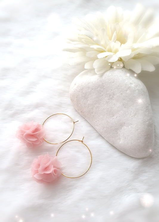 Boucles d'oreilles femme fantaisies * Pompon Rose * - lapetitezou