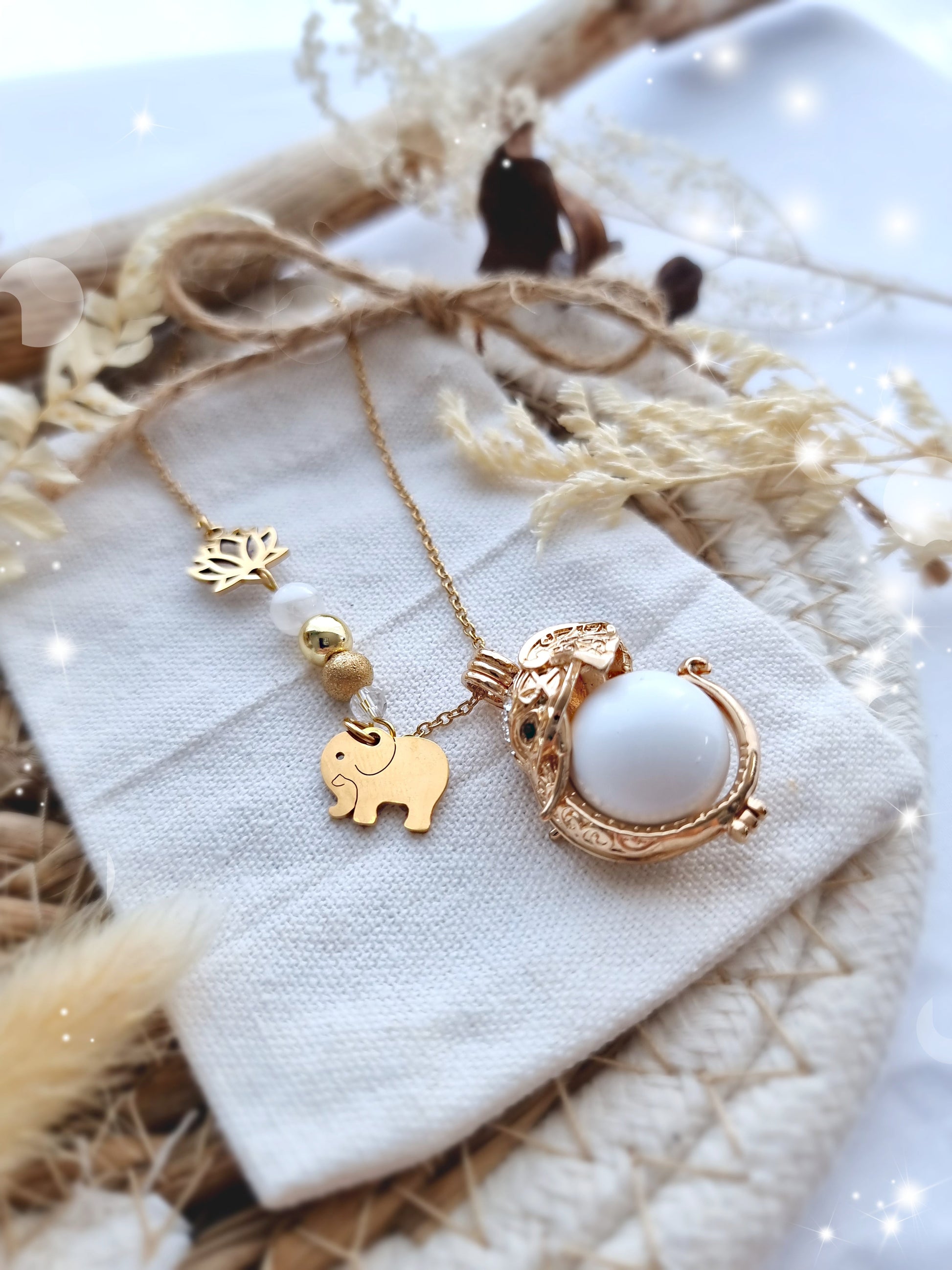 Collier de grossesse bola musicale thème * Éléphant Doré* - lapetitezou