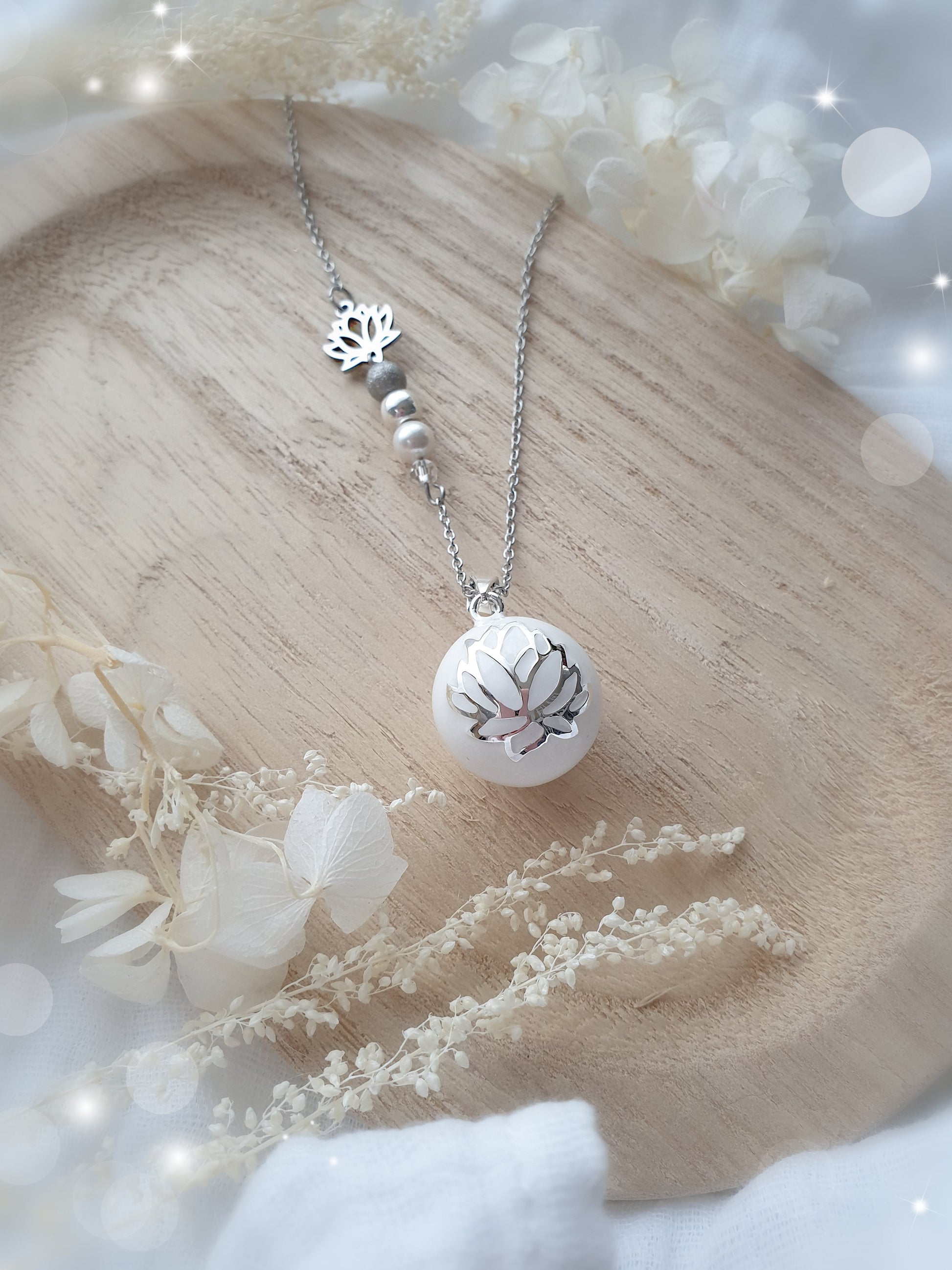 Collier de grossesse bola musicale thème * Mon lotus * - lapetitezou